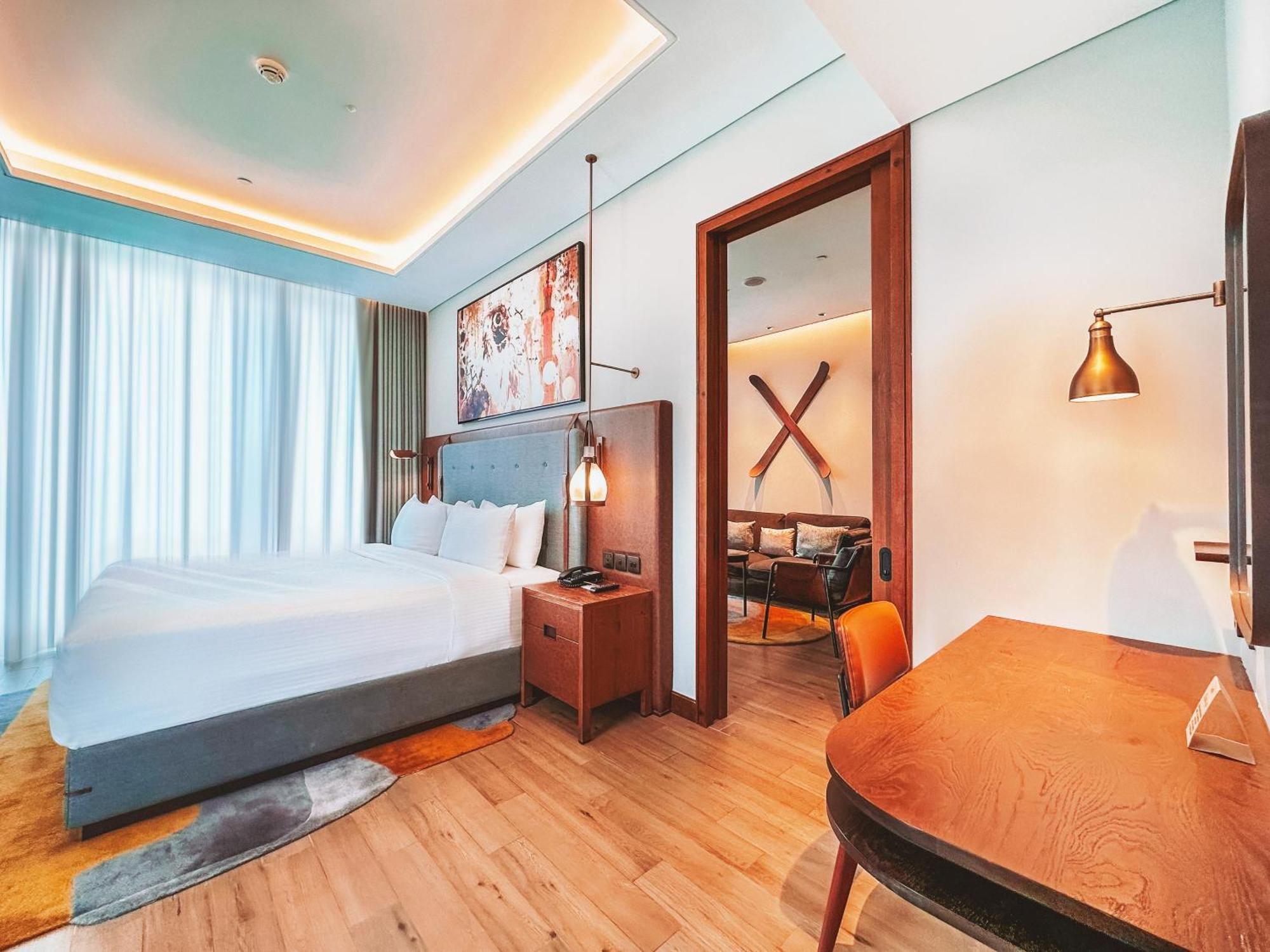 Revier Hotel - Дубай Екстериор снимка
